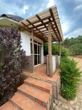 Rafiki Safari Lodge Bwindi